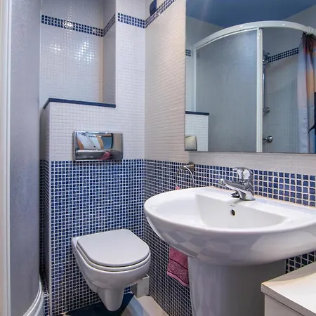 Beautiful In La Pobla De Farnals Apartment